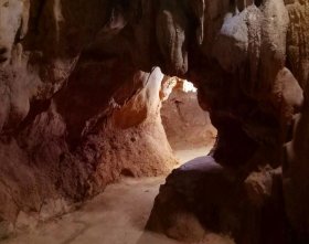 Huyền ảo động Cửa Buồng xứ Thanh