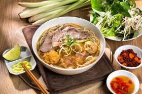 Bún Huế 'lai' Thanh - Đặc sản vị Huế thơm hương đất Thanh
