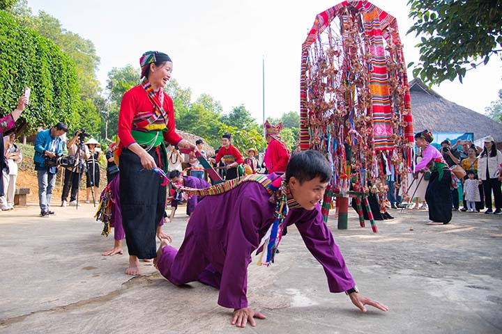 Le Hoi Pon Poong 4