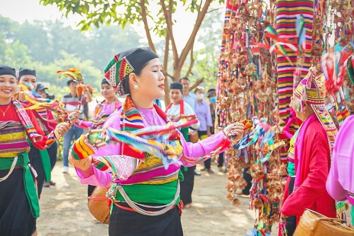 Le hoi Poon Poong Thanh Hoa 1