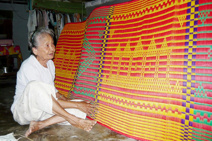lang nghe det chieu 9